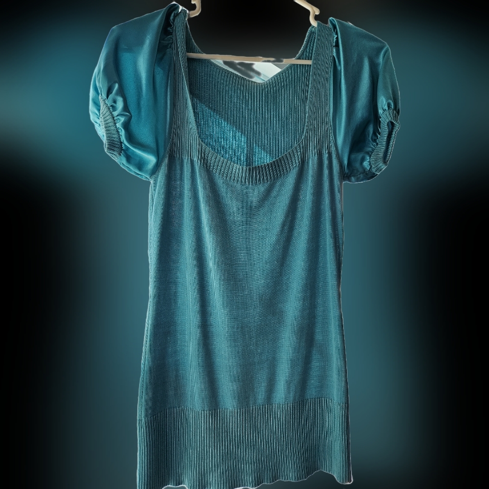 Beautiful turquoise top